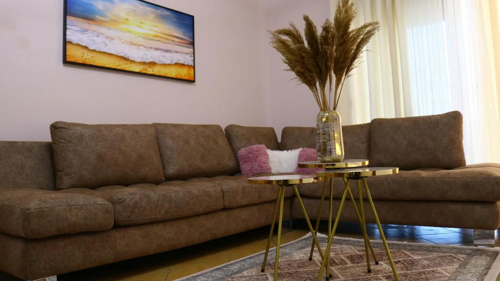 Zo-Mar Apartment Vlore